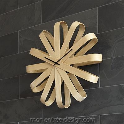 Horloge Design en Bois Ribbon Wood