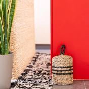 Cale-porte rond en jonc tressé naturel et noir avec poignée - 4,5 kg
